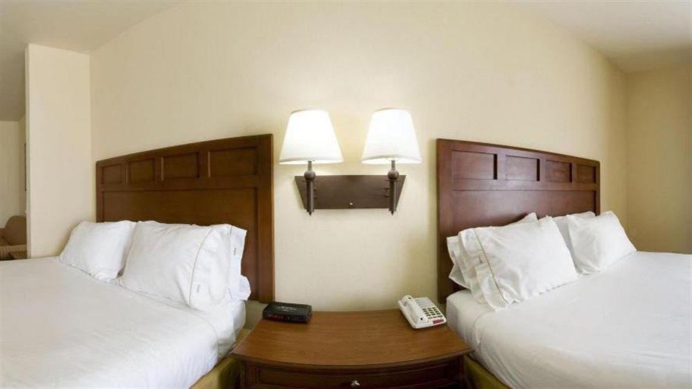 Holiday Inn Express Hotel & Suites Levelland By Ihg Exteriör bild